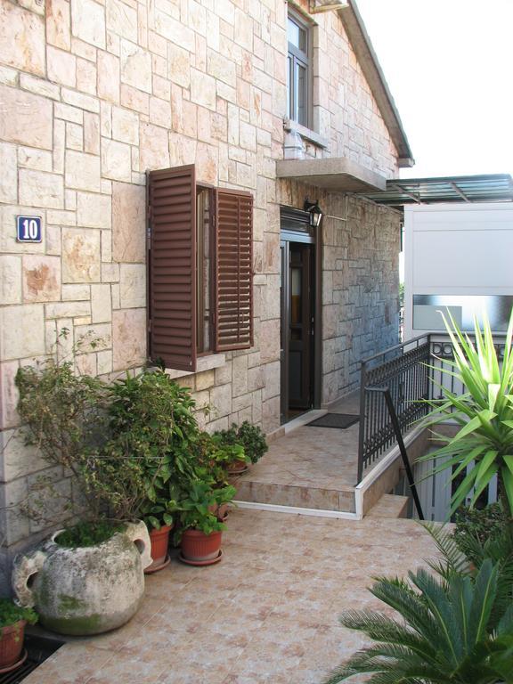 Guest House Ivo Jovanovic Свети Стефан Екстериор снимка