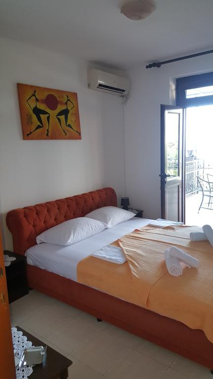 Guest House Ivo Jovanovic Свети Стефан Екстериор снимка